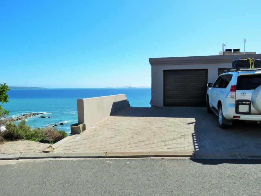 9 Bedroom Property for Sale in Waterfront Western Cape